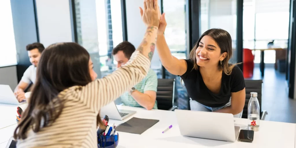 Importance of Attracting & Retaining Top Talent with Unconventional Benefits suggested by HR companies